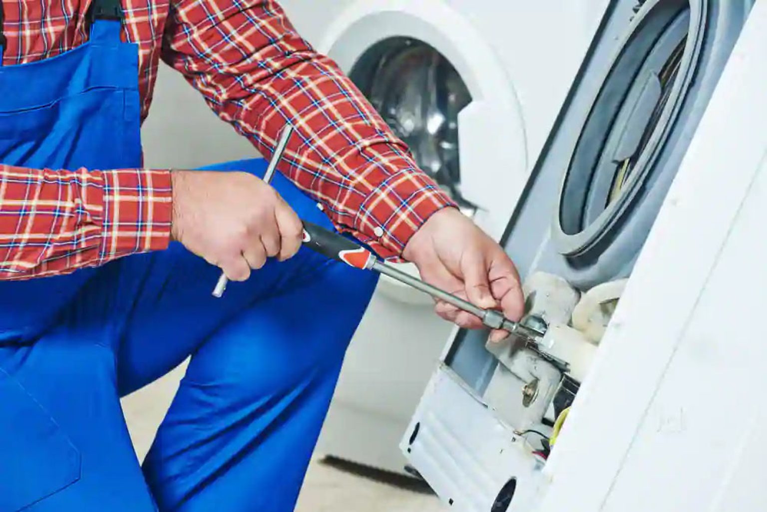 تعمیرگاه مرکزی 09193893845 تعمیر ماشین لباسشویی امرسان  در قزوین