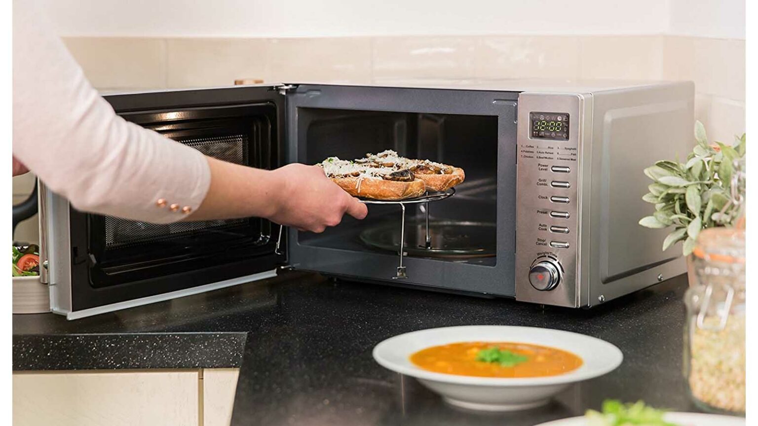 تعمیرگاه مرکزی  09193893845 تعمیر  ماکروویو  وسولاردوم  بوش bosch   در قزوین، الوند ،محمدیه ،زیباشهر ،شهرصنعتی البرز، بیدستان ، شریف اباد،مهرگان