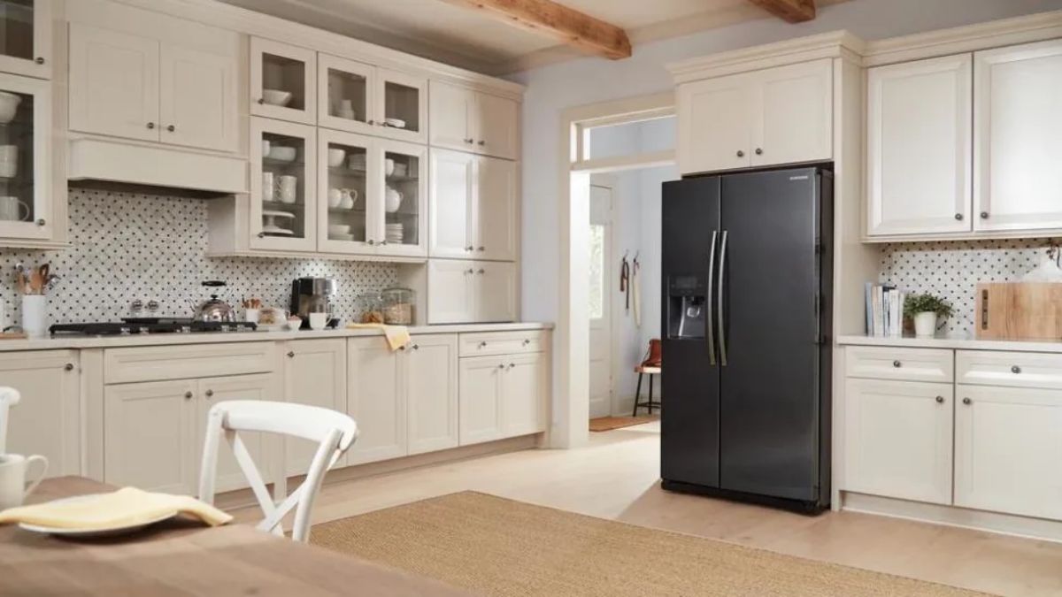 تعمیر یخچال و فریزر و ساید تی سی ال TCL  09193893845  در  قزوین، محمدیه ، شریف آباد ، بیدستان ،مهرگان ، الوند ، شهرصنعتی البرز  ( یخچال و فریزر ، ساید